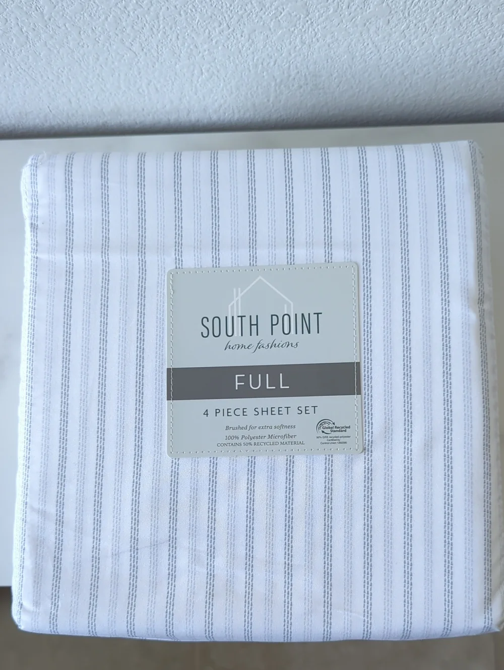 Full 4-Piece Sheet Set - White with Gray Pinstripes